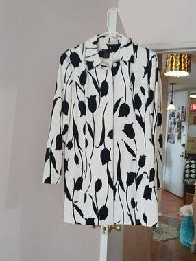 Grace Black & White Floral Tunic Jacket